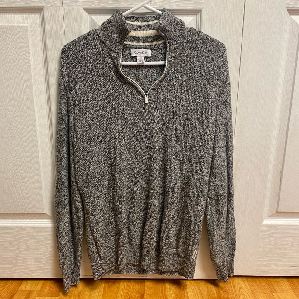 Calvin Klein Men's Woven Dress Sweater, size Medium